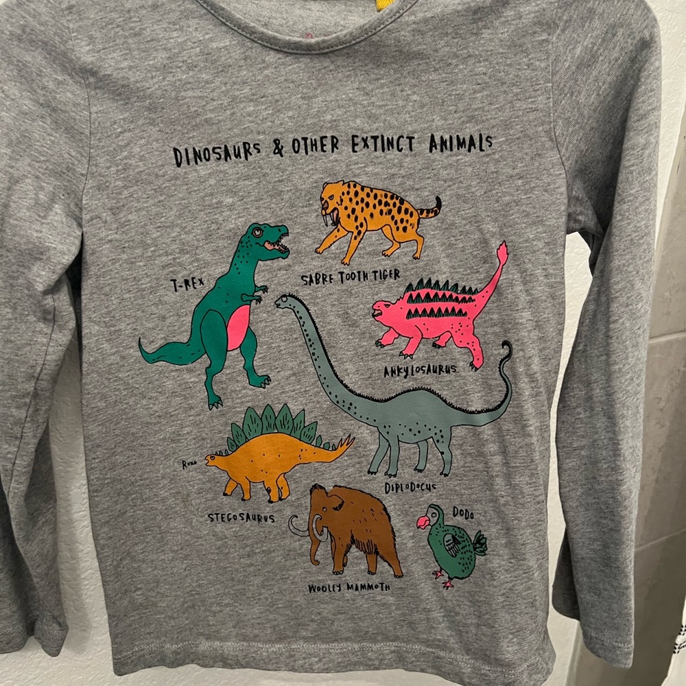 Mini Boden girls Dino shirt. Size 7-8Y